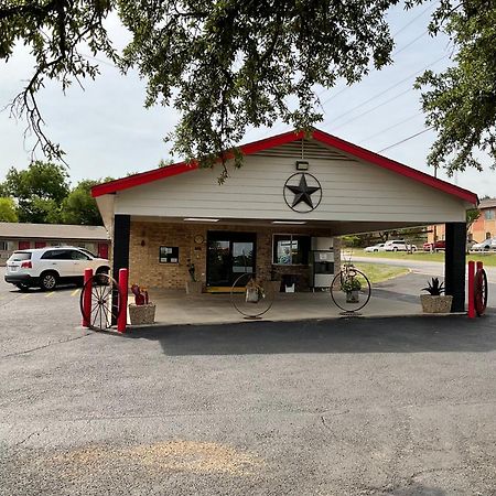 Glen Rose Inn & Suites מראה חיצוני תמונה