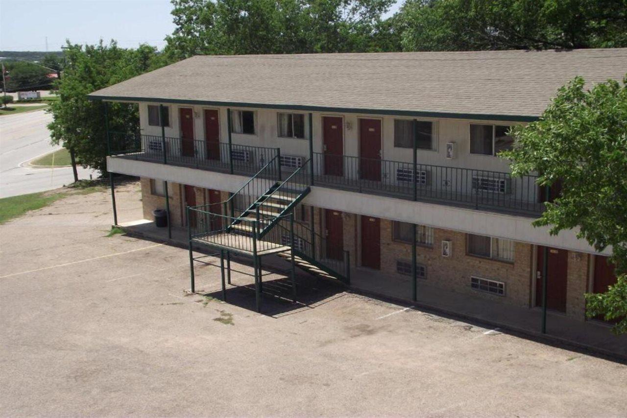 Glen Rose Inn & Suites מראה חיצוני תמונה