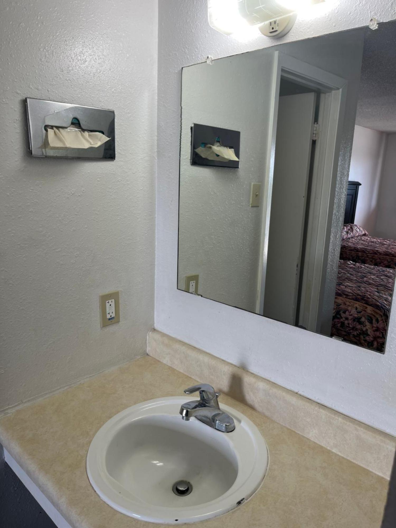 Glen Rose Inn & Suites חדר תמונה