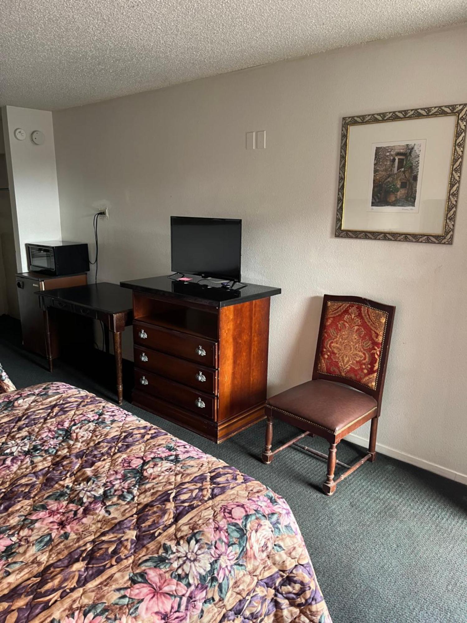 Glen Rose Inn & Suites מראה חיצוני תמונה